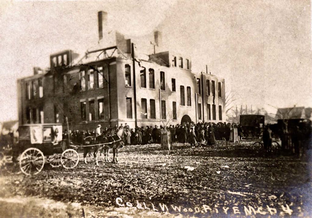 colinwood-school-ohio-fire