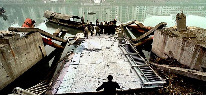 The-Hintze-Ribeiro-Bridge-Disaster-2001